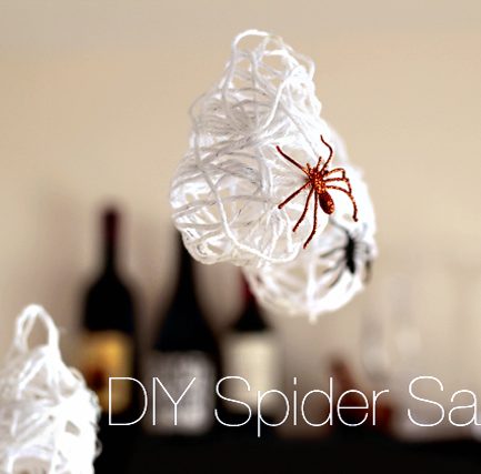 DIY Halloween Spider Sack Decor - the perfect Halloween craft to make with kids. Lots of hands on fun and the result is so impressive!