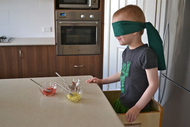 https://modernparentsmessykids.com/wp-content/uploads/2012/07/Caspar+taste+testing.jpg