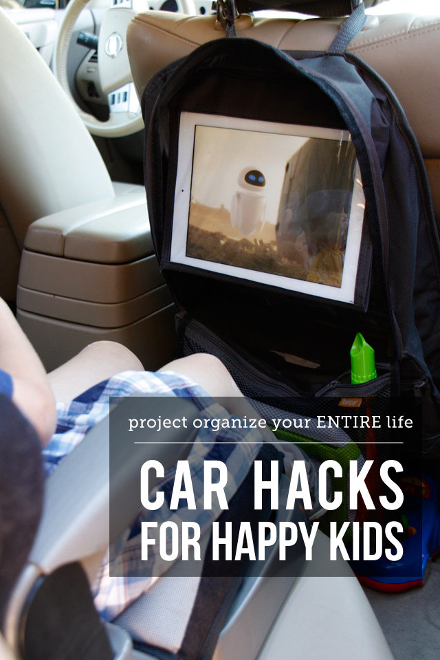 The best tips and products for driving around with happy kids - love that iPad holder! #MunchkinTravel