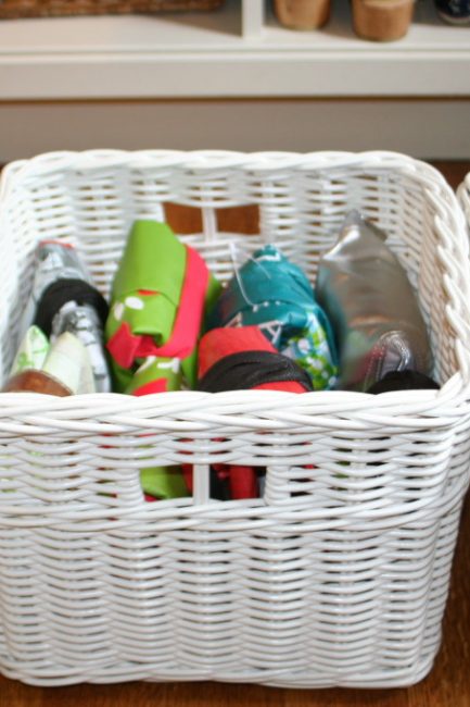 The best way to fold and store re-usable bags - this one tip has made a huge difference in my cupboards!