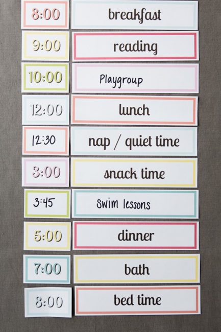 Free Printable: Making a simple schedule with kids - My kiddos have loved using this to help plan our days! #QuakerUp