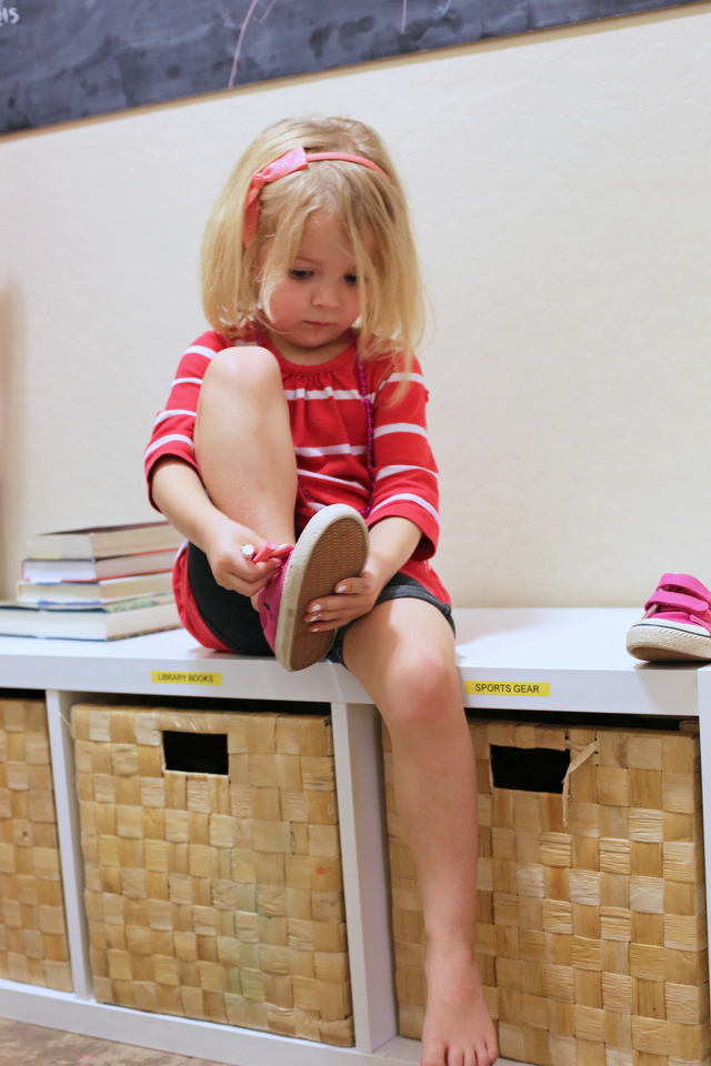 Shoe bench
