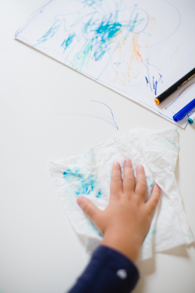 tons of uses for Huggies baby wipes